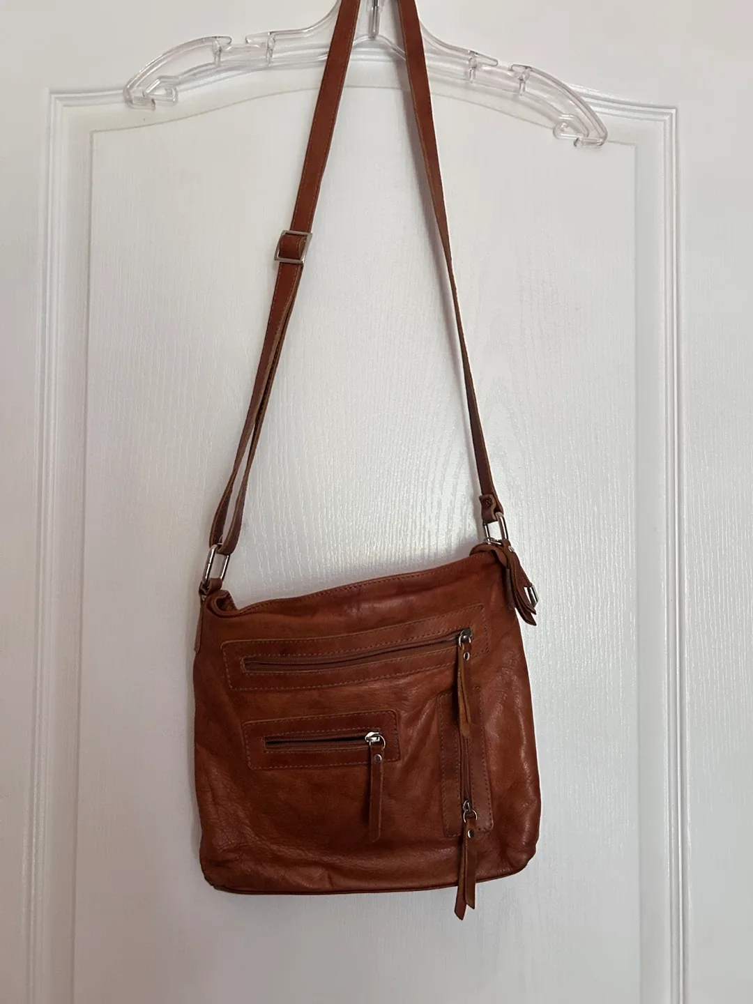 BNWT Italy Leather Crossbody handbag purse bag image indicator(4)