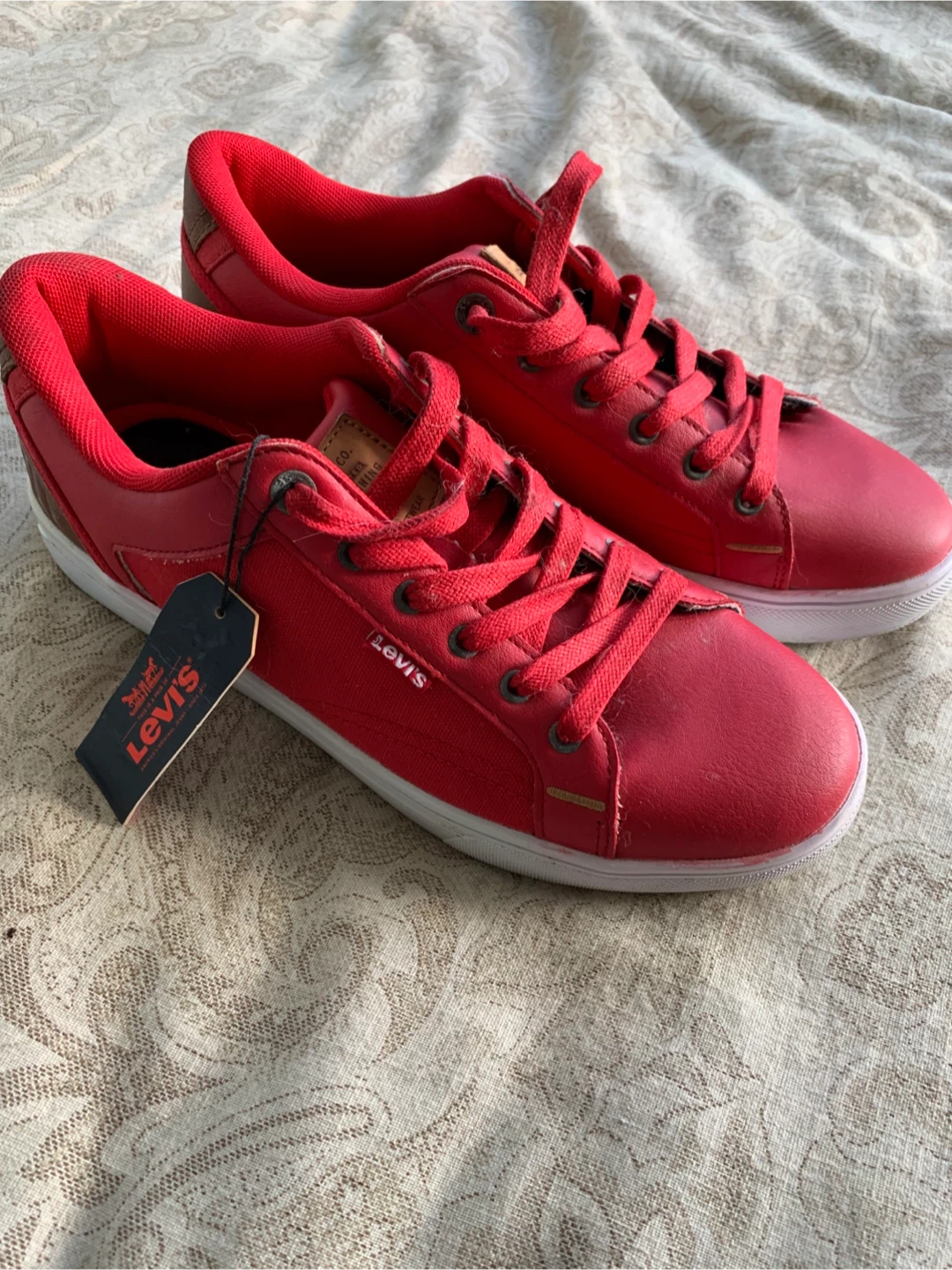 Levi's Red Sneakers size 9 men’s