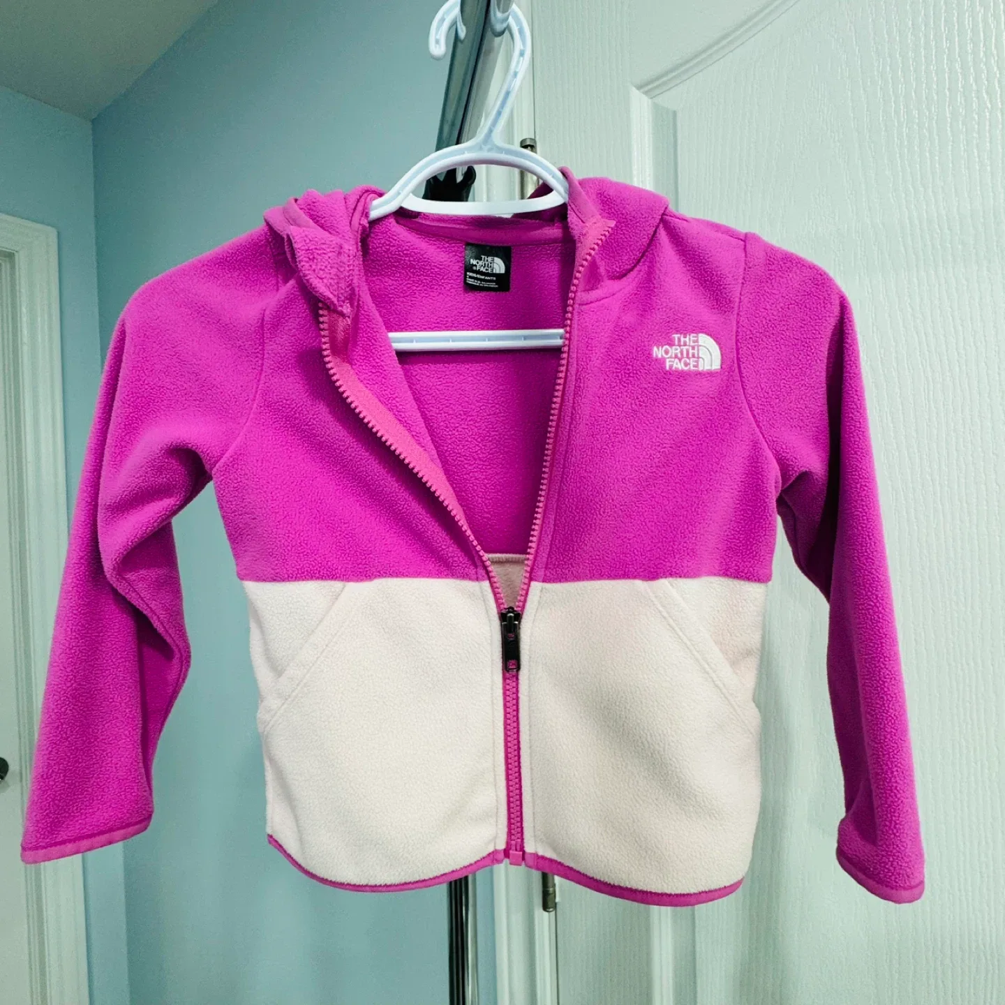 The North Face Girl's Fleece Jacket thumbnail
