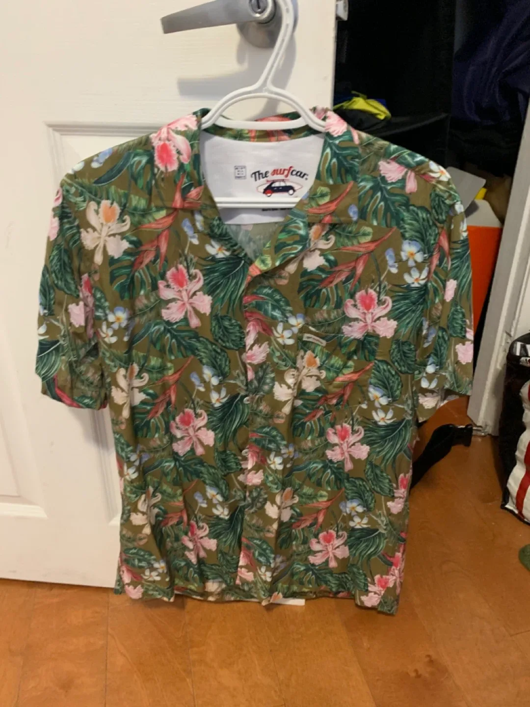 The Surfcar Floral Shirt - Size M thumbnail