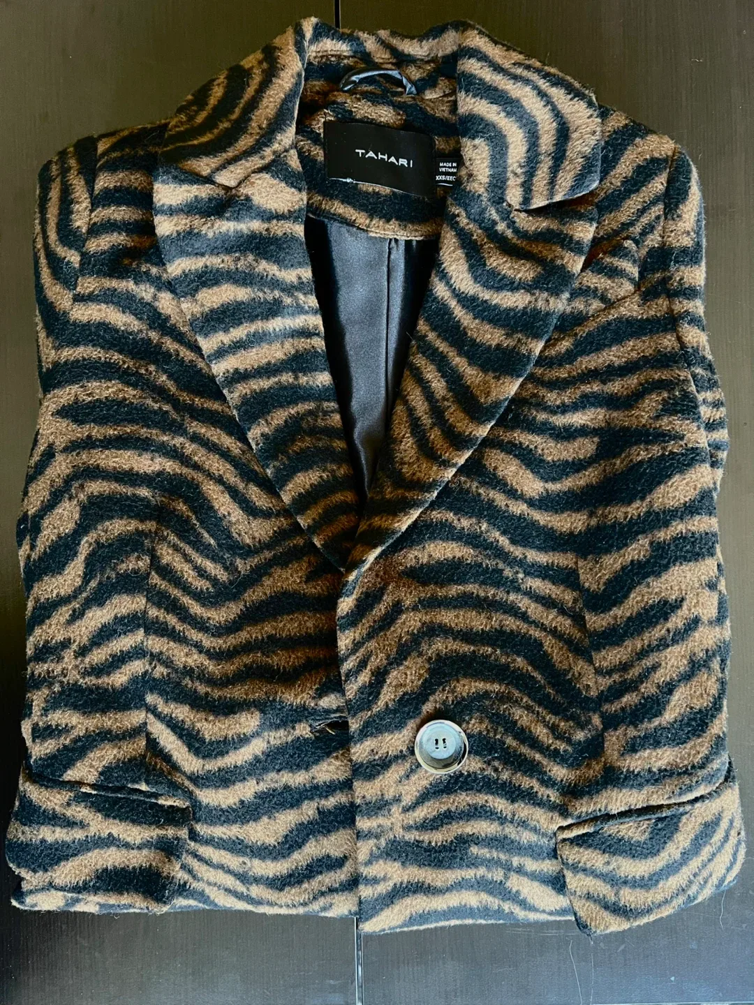 SIZE XXS - Tahari Zebra Stripe Coat - MOVING OUT SALE✈️ thumbnail