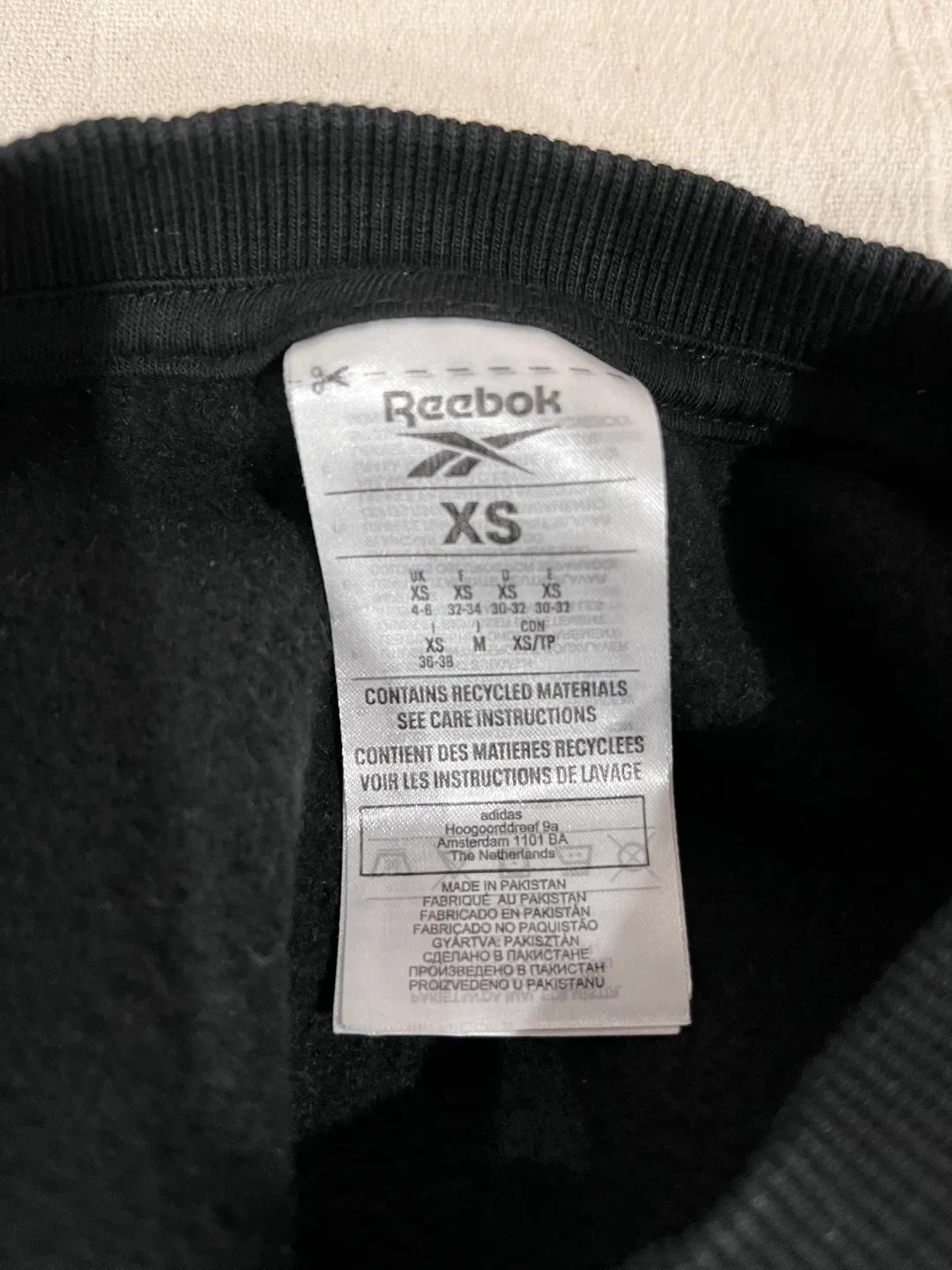 Reebok Black Sweatshirt image indicator(2)