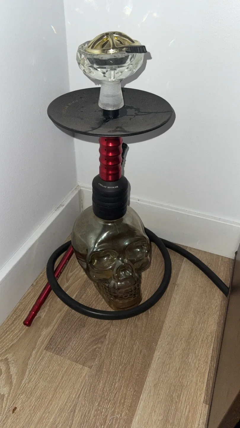 Chelax Hookah Skull Design
