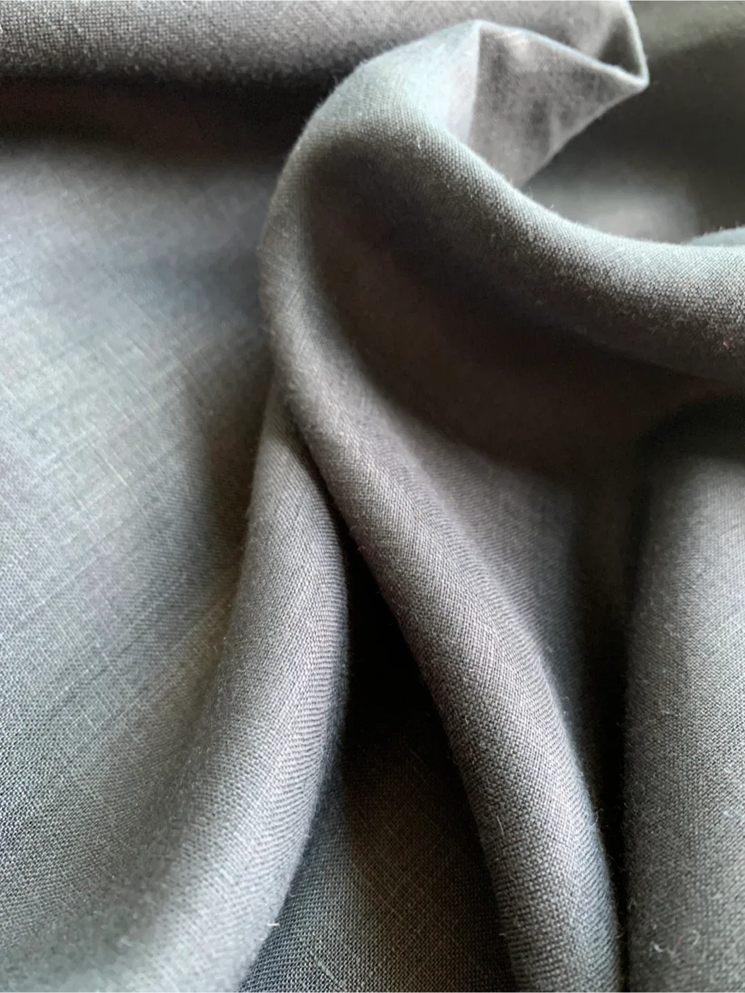 Uniqlo Black 100%Linen Shirt -Size XL image indicator(7)