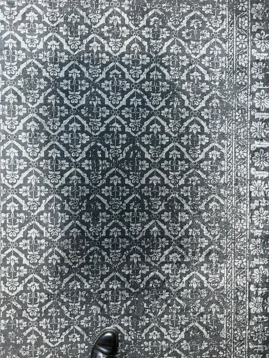 Living Room Rug - MOVING OUT SALE ✈️ image indicator(4)