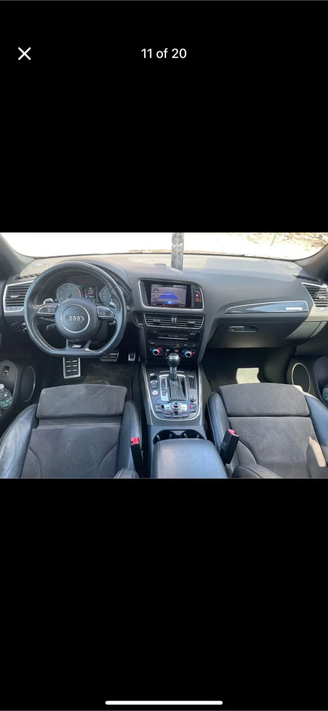 Audi SQ5 Blue SUV image indicator(7)