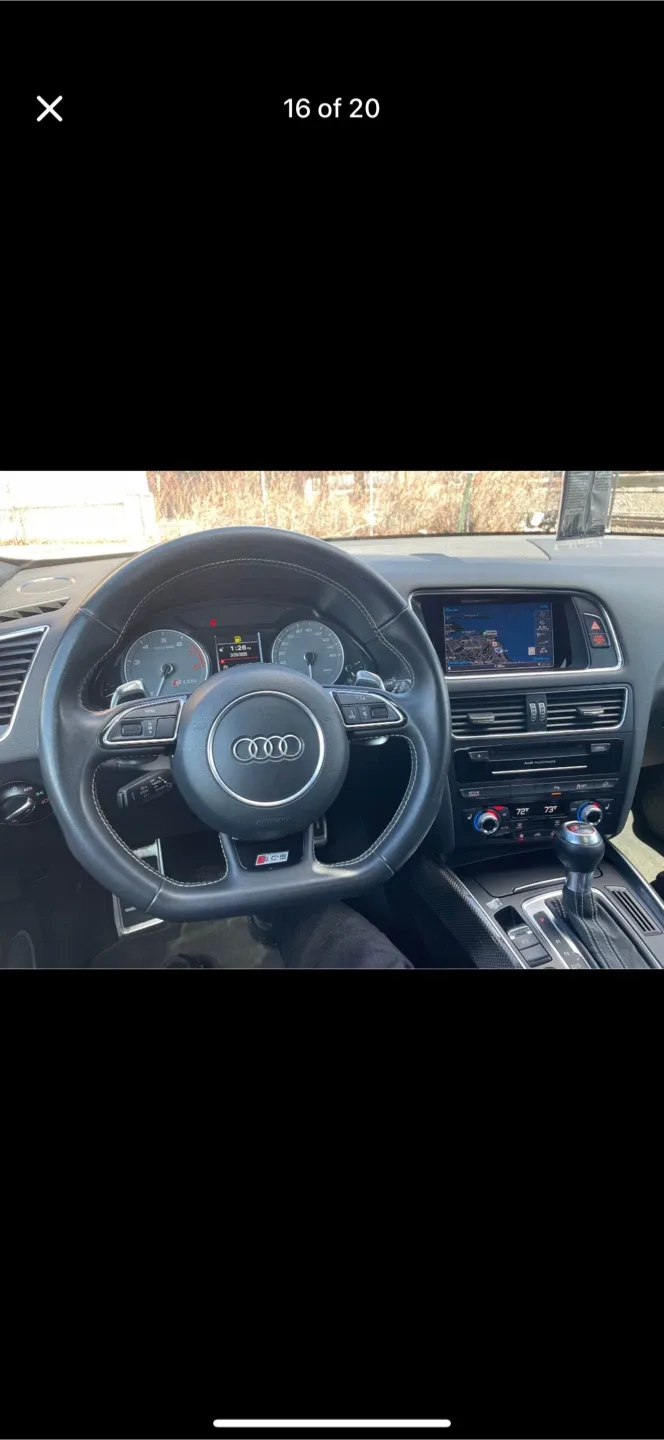 Audi SQ5 Blue SUV image indicator(8)