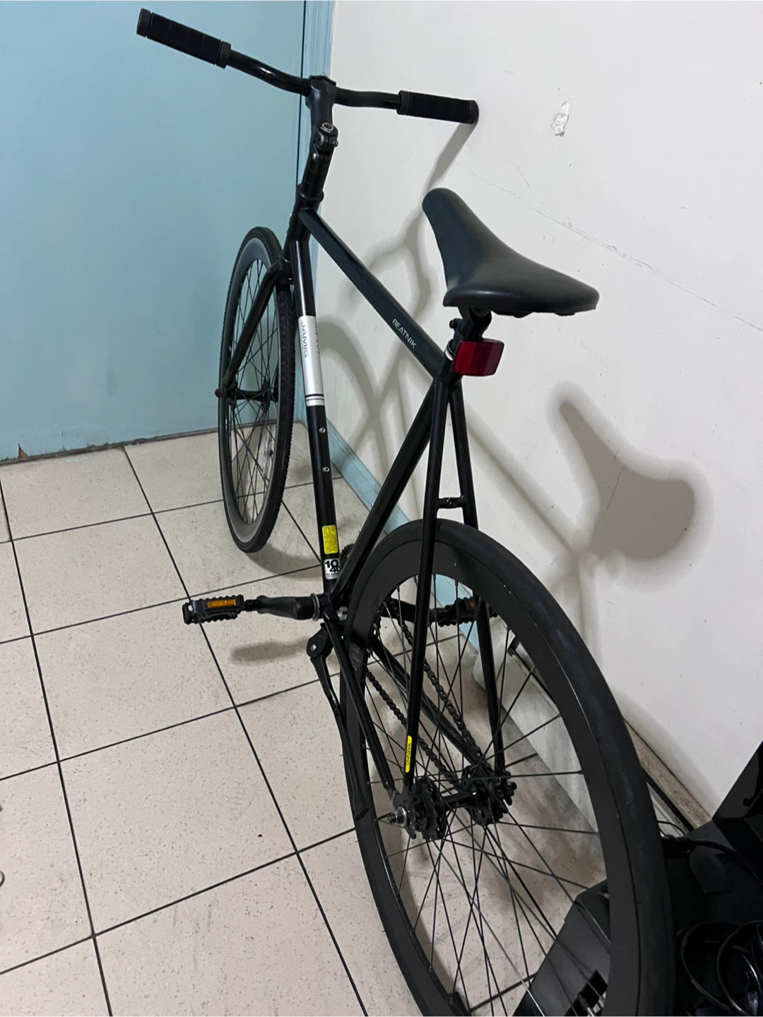 Jamis Beatnik Black Fixie Bike - photo 2