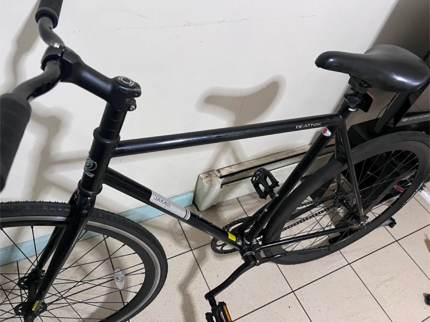 Jamis Beatnik Black Fixie Bike - photo 3