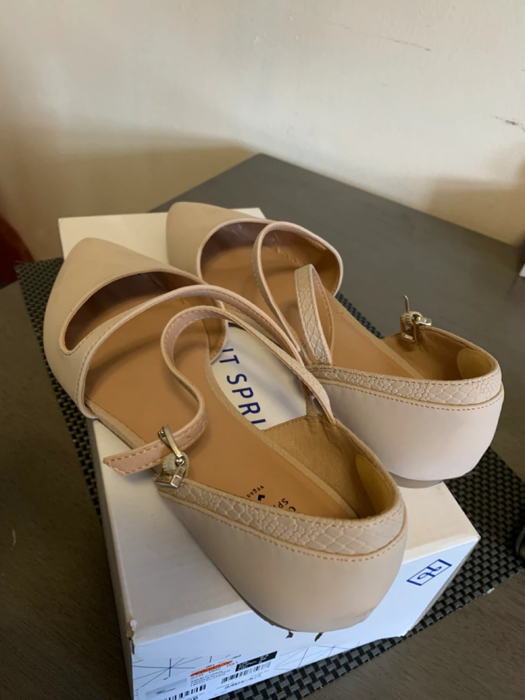 Call It Spring Beige Flats Size 8 - photo 3