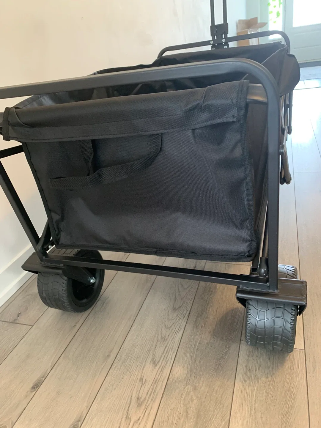 Black Folding Wagon image indicator(4)