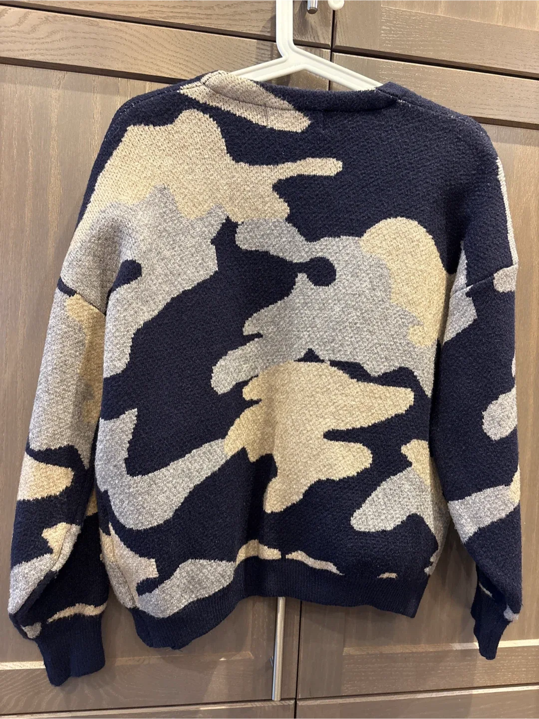 Koren Lady Camo Cardigan image indicator(5)
