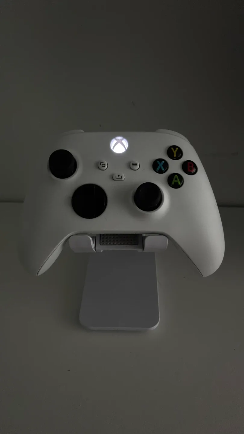 Xbox Series S Console - White image indicator(4)