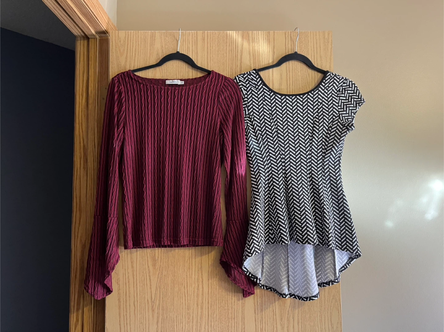 LADIES TOPS (Size Medium)