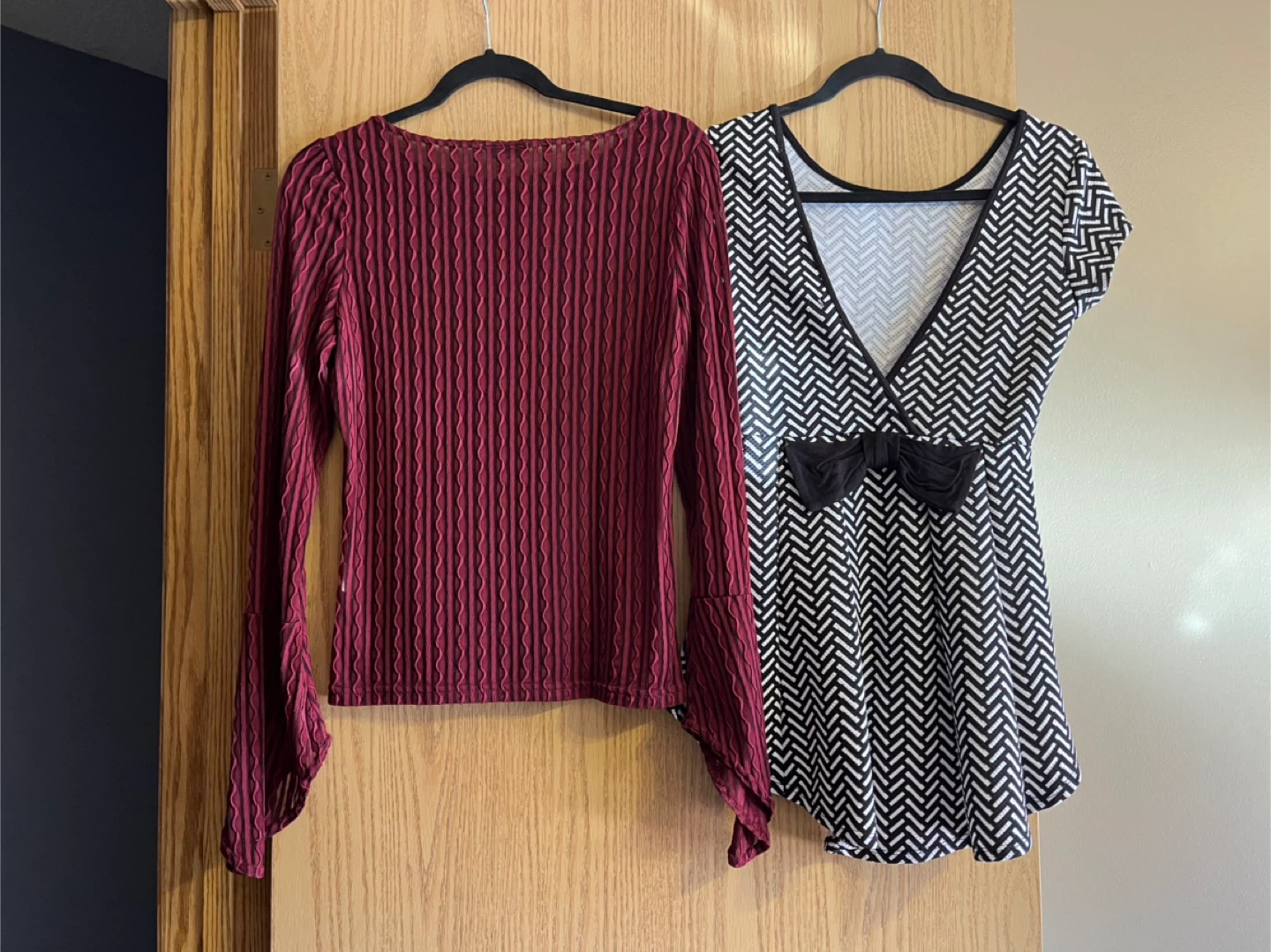 LADIES TOPS (Size Medium) - photo 2