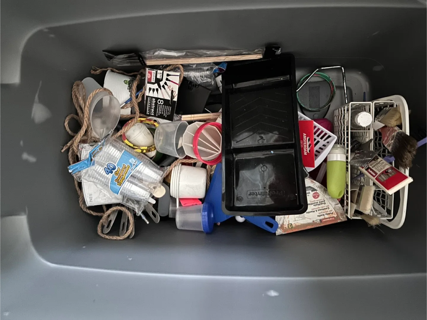 Bundle of Various Art Supplies image indicator(9)