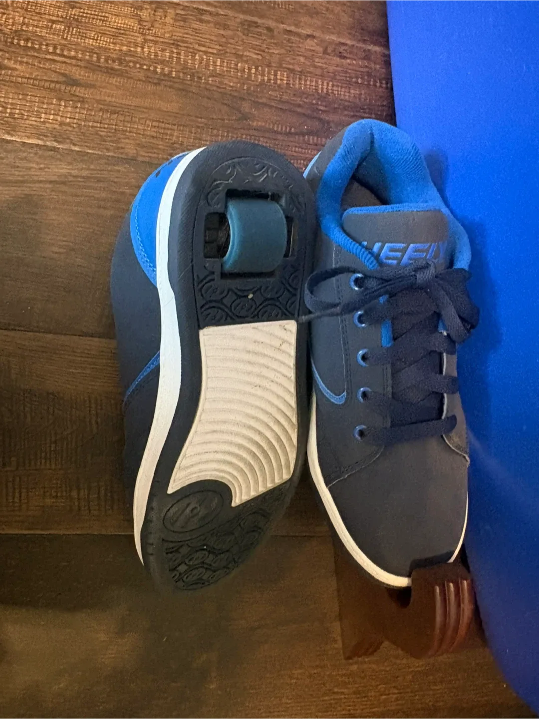 Heelys Propel 2.0 Roller Shoes - Youth Size 6 image indicator(3)