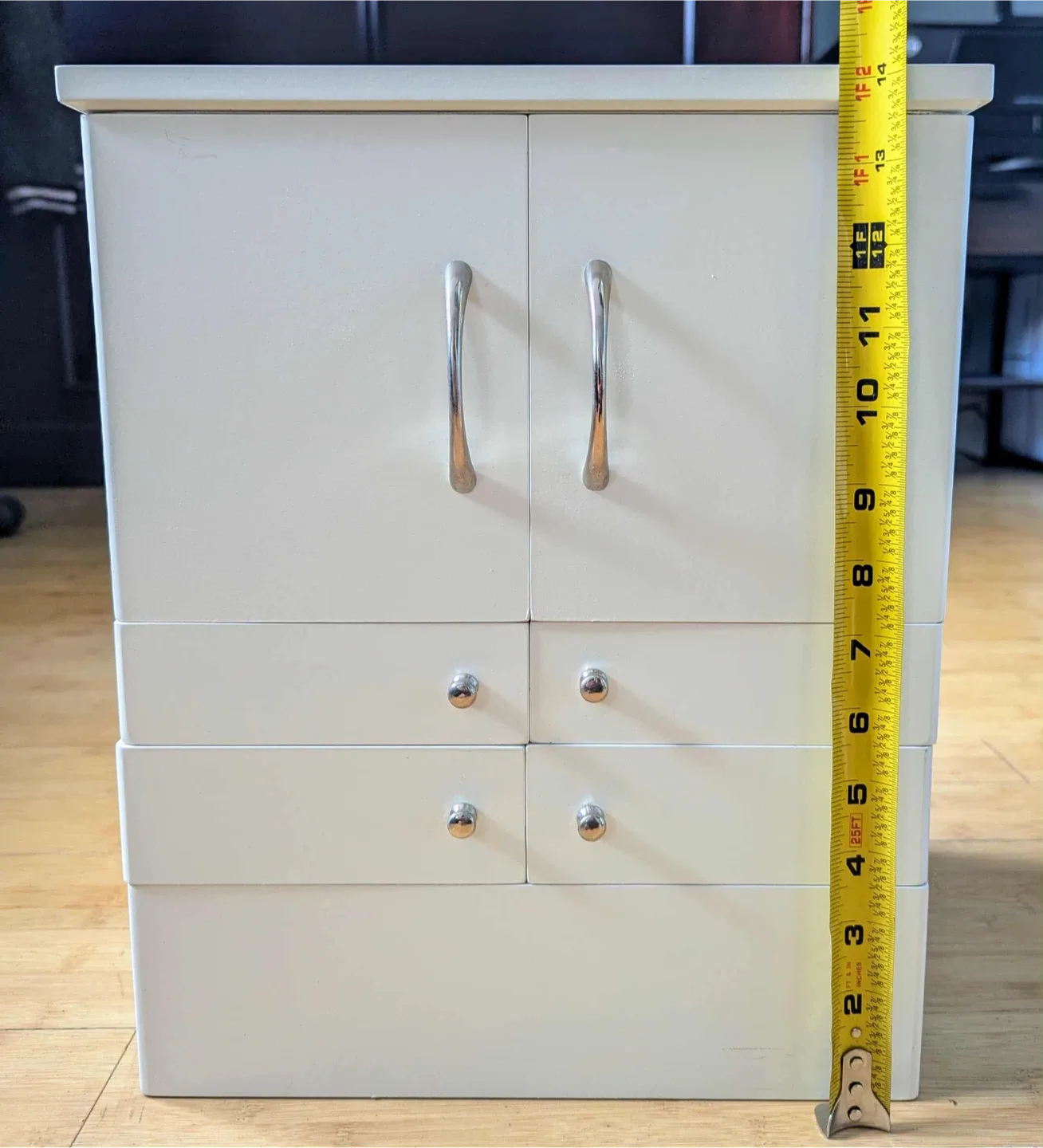 Lori greiner Jewelry Makeup Cabinet - White image indicator(5)