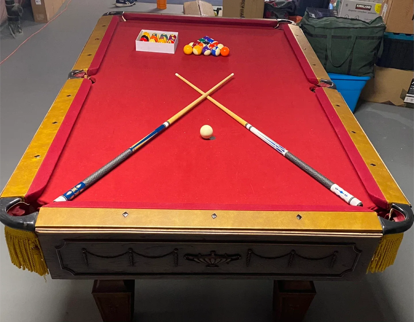Pool Table with Accessories image indicator(4)