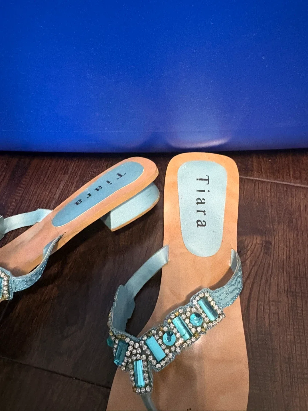 Tiara Blue Beaded Flip Flops image indicator(2)