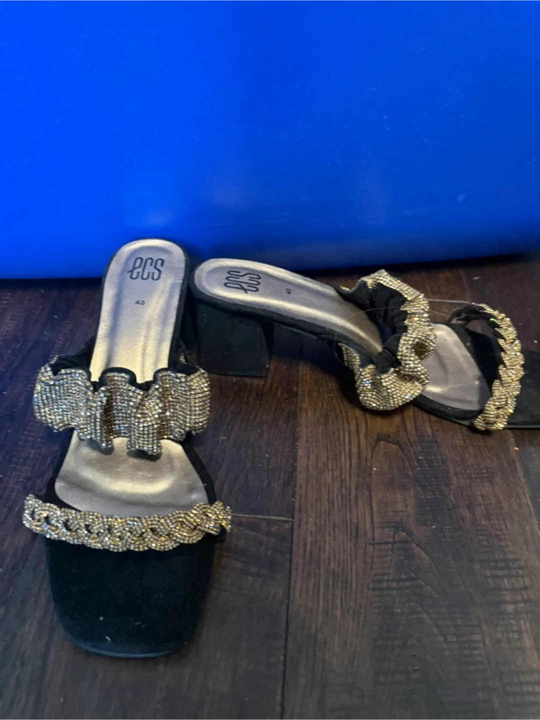 ECS Black & Gold Embellished Heels - Size 10 image indicator(3)