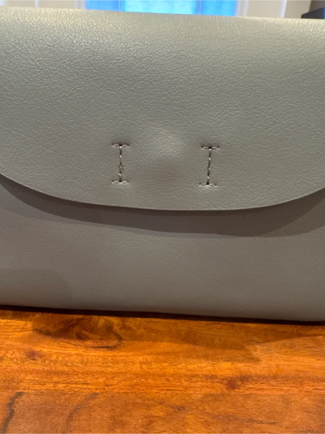 New Legato Largo Lightweight Grey Bag - New image indicator(2)