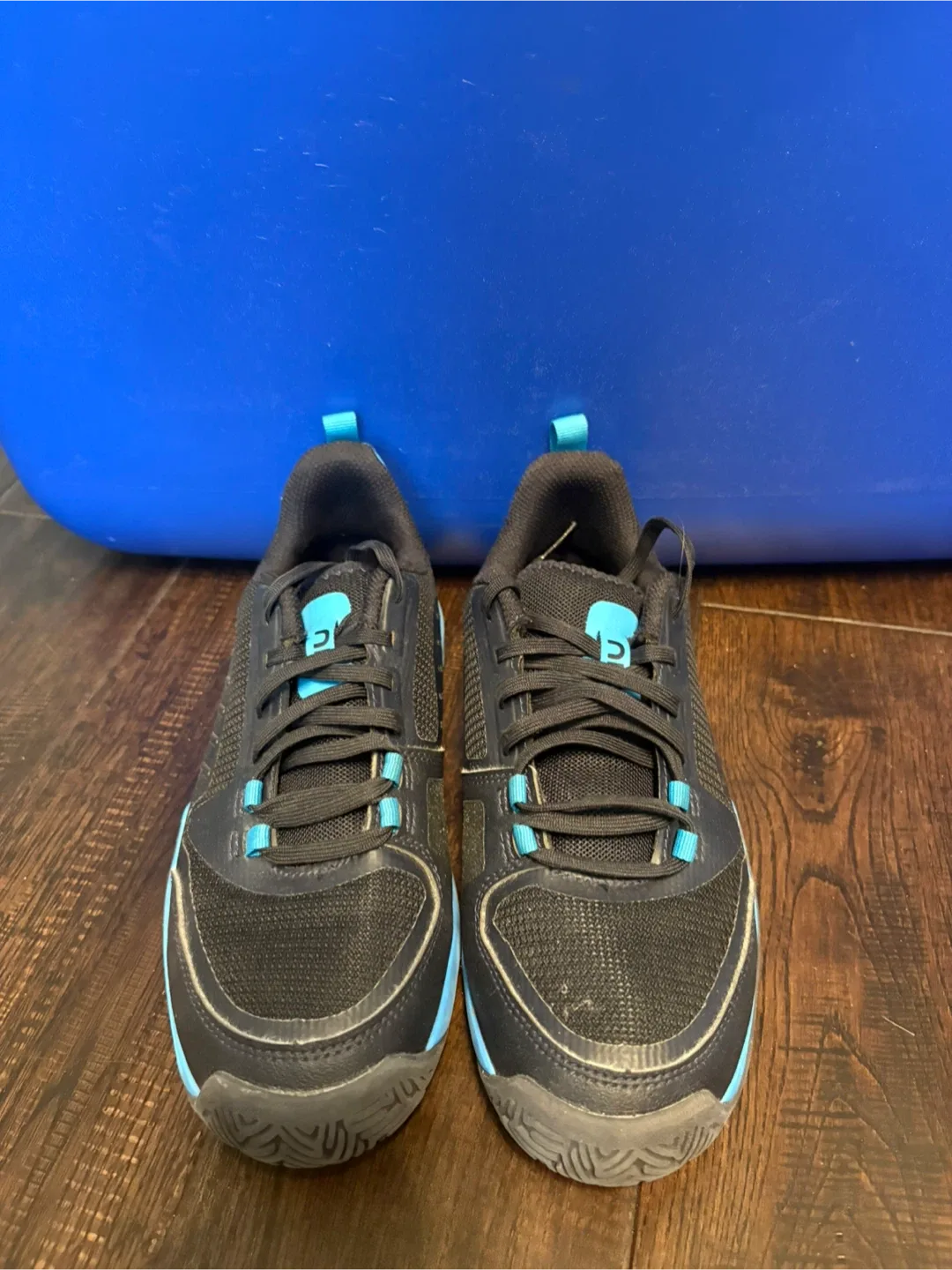 Artengo 500 Fast Tennis Shoes, Size 5 boys