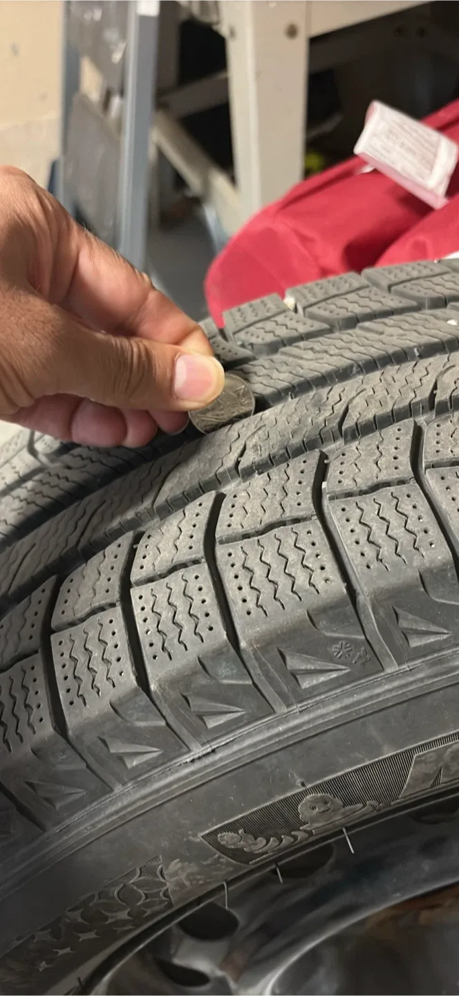 Michelin Winter Tire- 4 tires with rims-215/70/R16 image indicator(2)