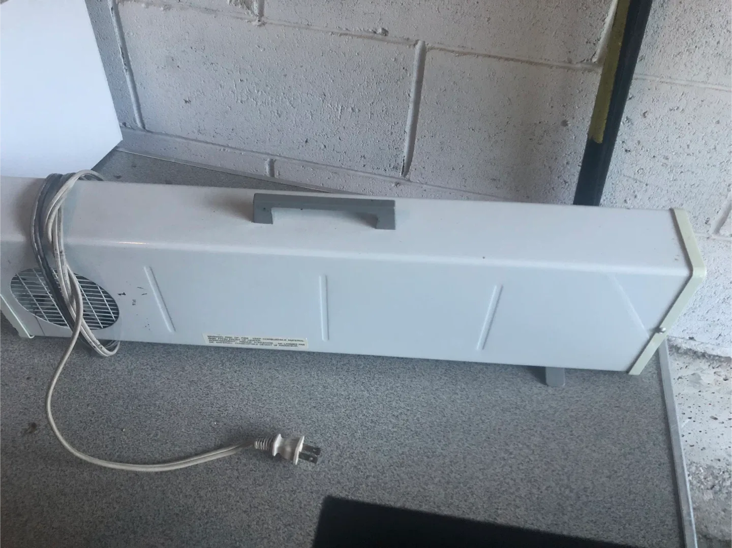 Vintage Ventilaire 750W Space Heater image indicator(3)