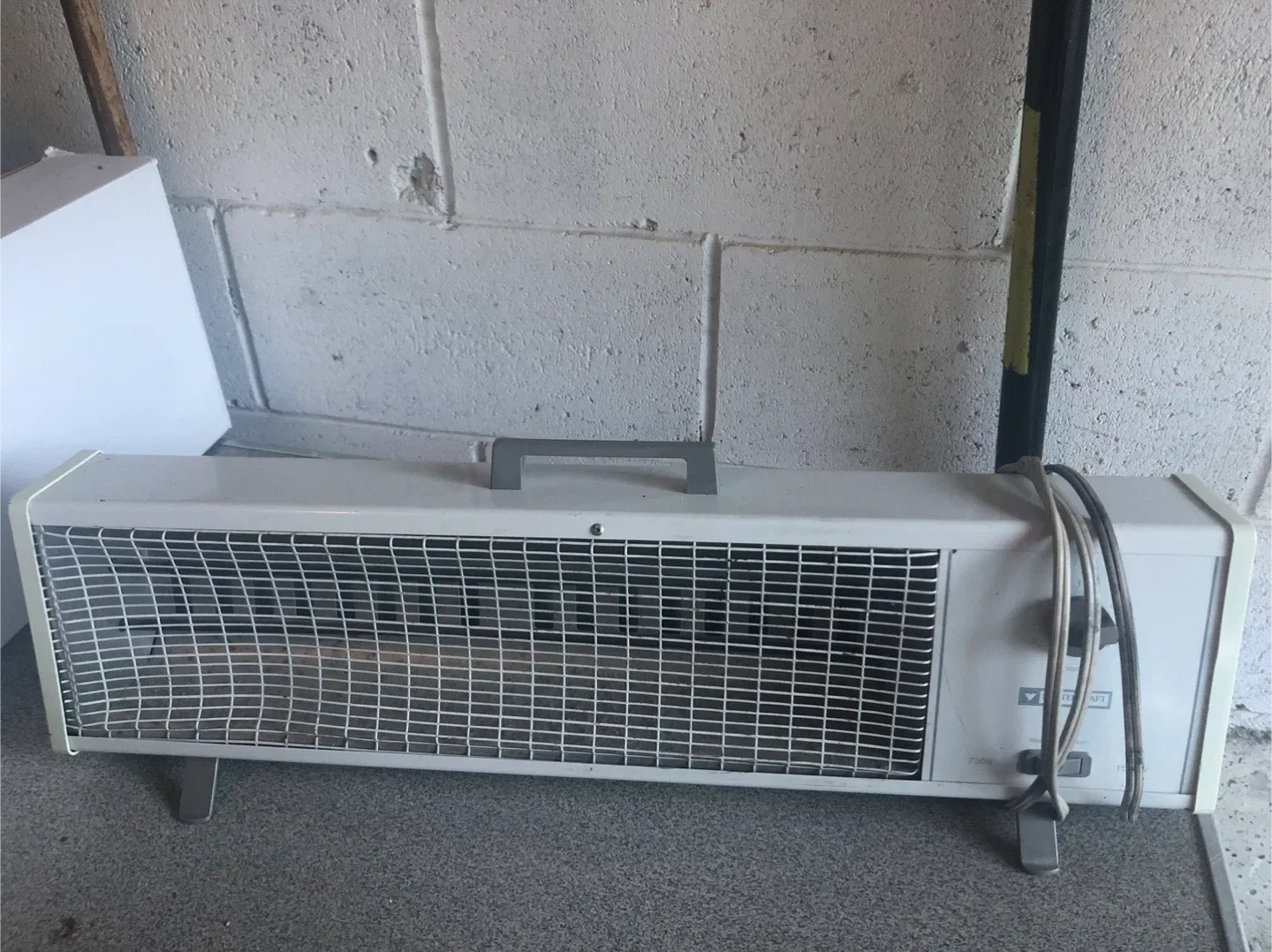 Vintage Ventilaire 750W Space Heater image indicator(2)