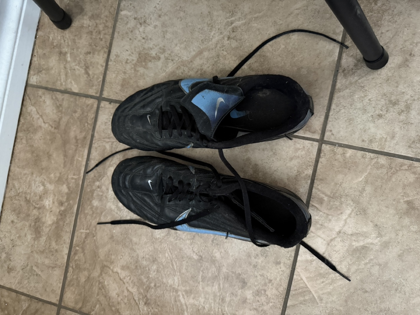 Nike Soccer Cleats - Black