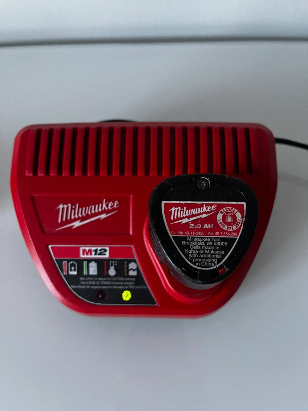 Milwaukee M12 Cordless Drill Driver image indicator(2)
