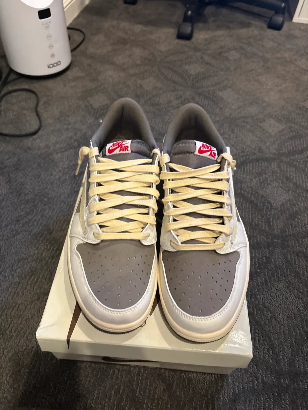 Nike Air Jordan 1 Low Travis Scott Reverse mochas image indicator(5)