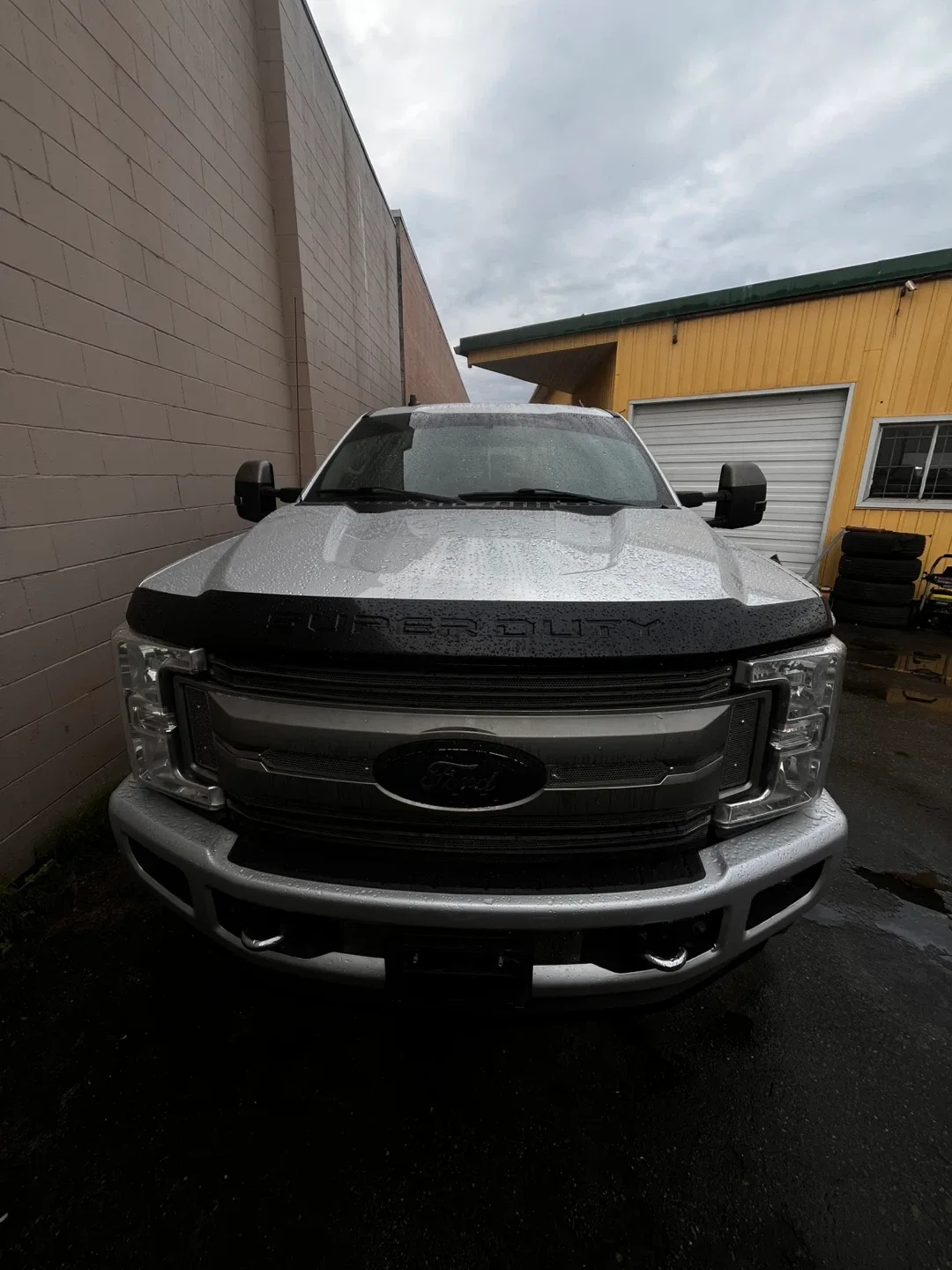 Ford Super Duty Truck image indicator(3)