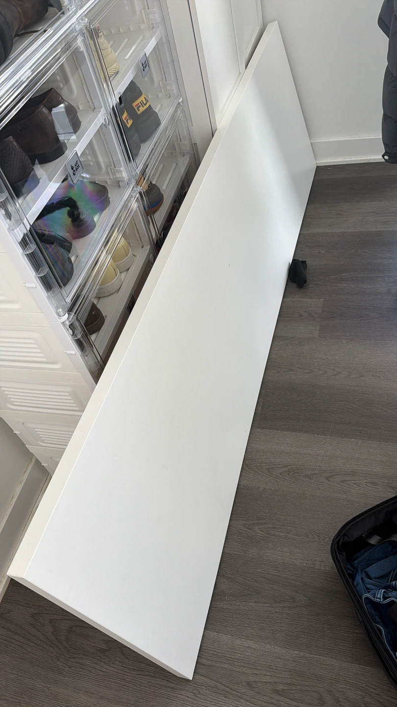 IKEA Lagkapten table top and 5 Adils table legs