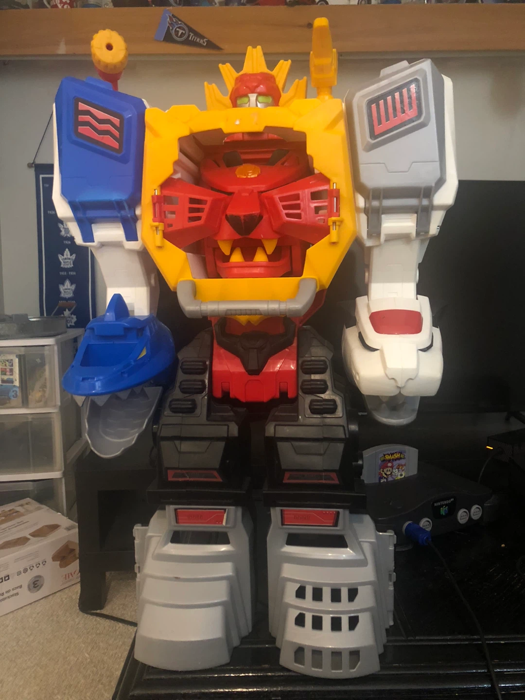 Power Rangers Wild Force Megazord Lion Robot Toy