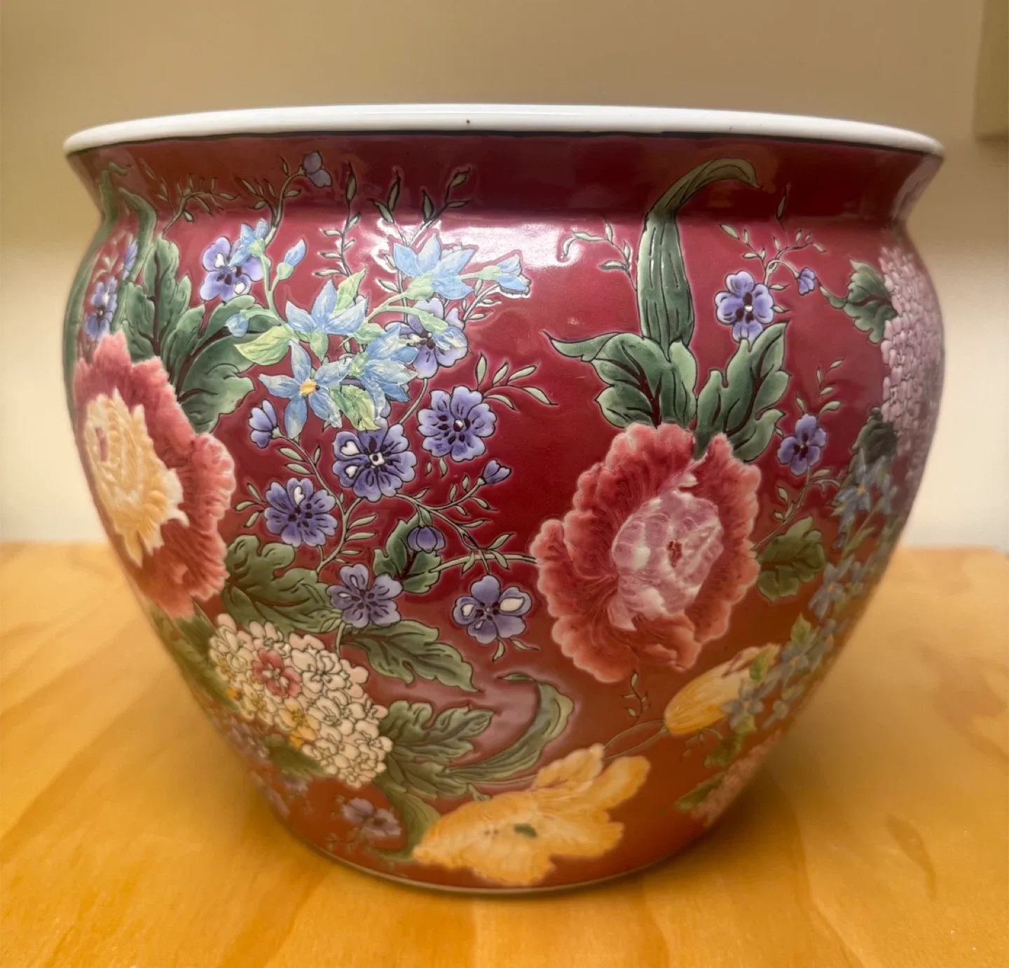 Large Vintage Chinese Porcelain Planter - Floral Jardinière thumbnail