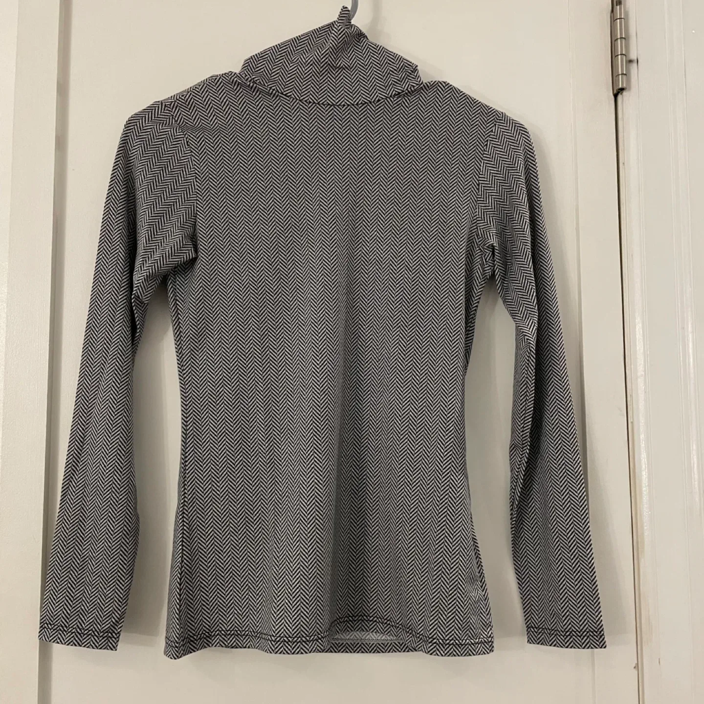 【New】Uniqlo Heattech Turtleneck - Size Small