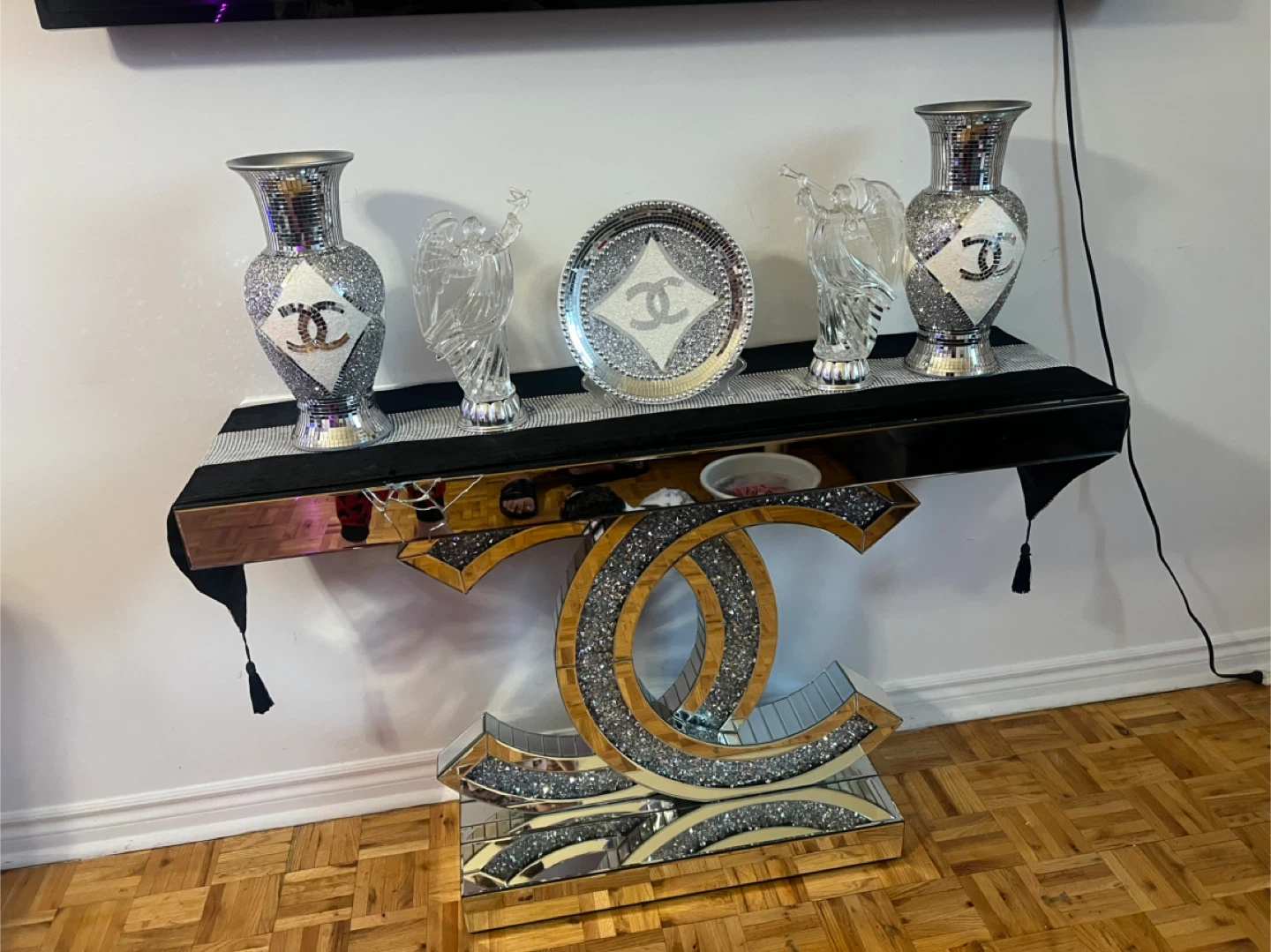 Decorative Vase & Console Table Set