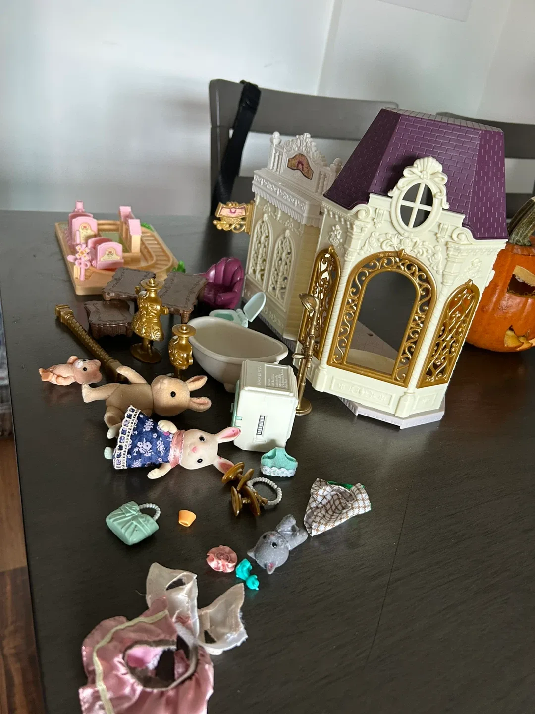 Calico Critters Furniture & Accessories image indicator(2)