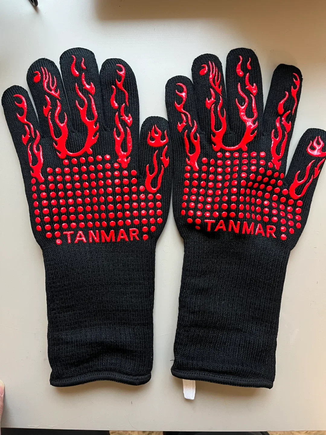 TANMAR Heat Resistant Gloves thumbnail