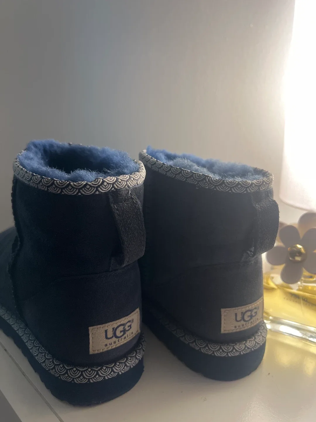 UGG Australia Women's Mini Bailey Button II Boot thumbnail