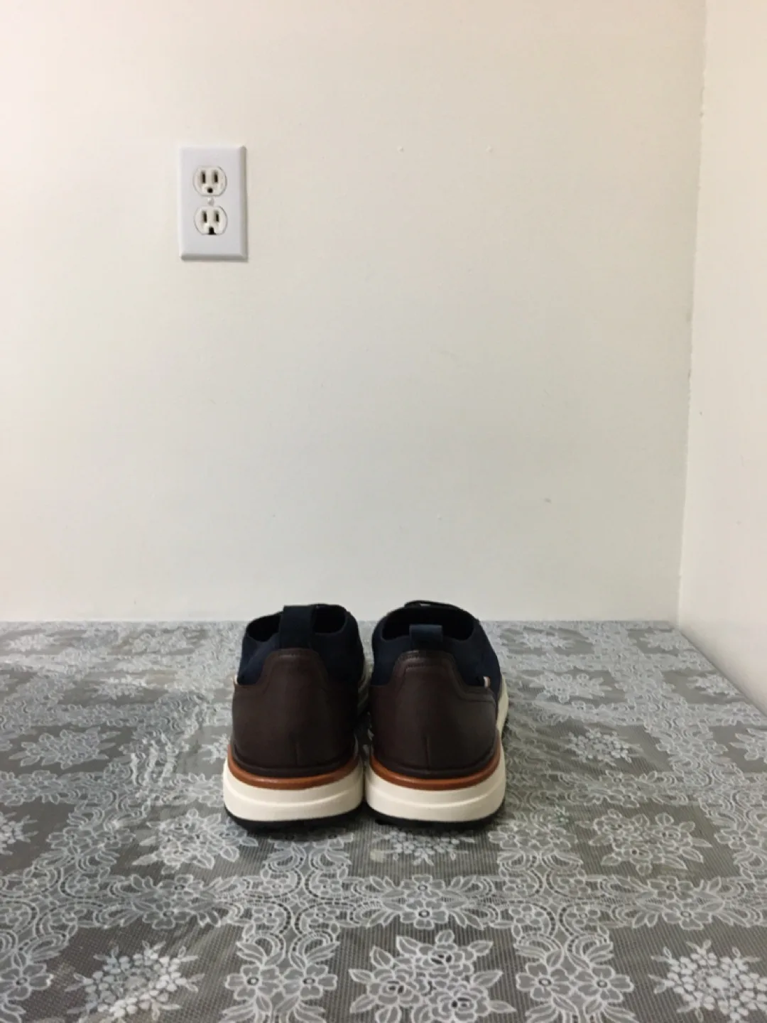 Allen Edmonds Navy Blue Knit Sneakers image indicator(3)