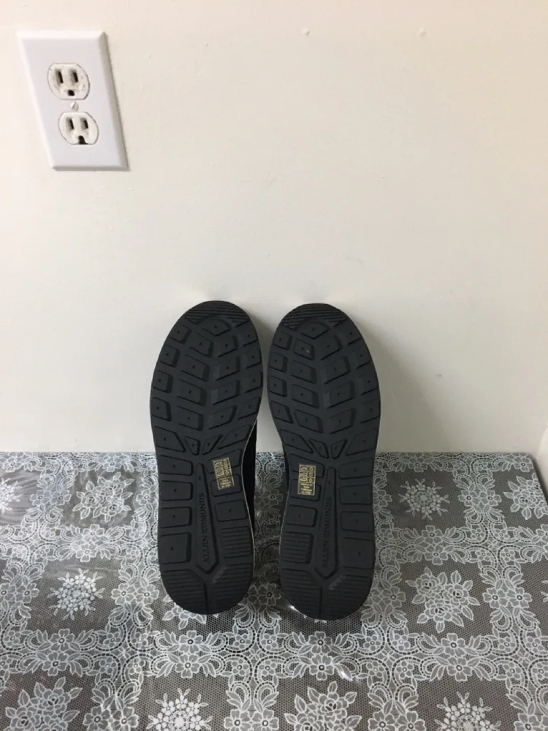 Allen Edmonds Navy Blue Knit Sneakers image indicator(5)