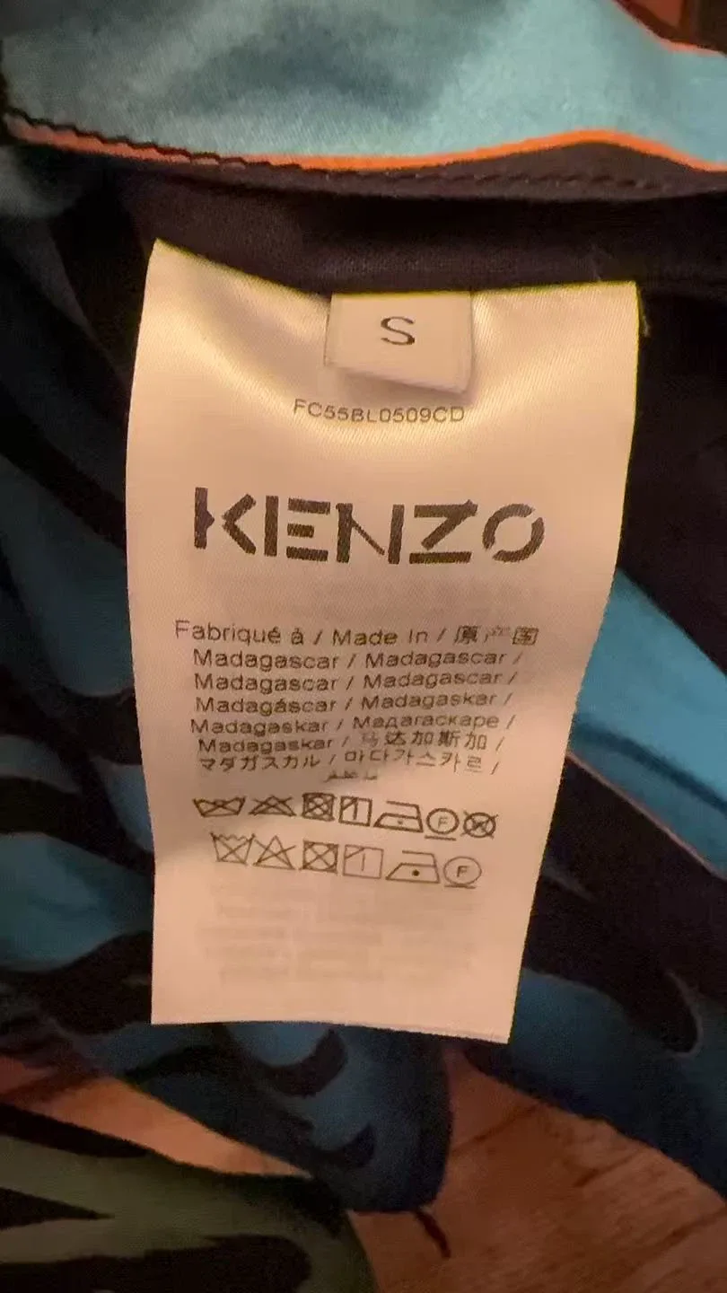 KENZO Black Jacket Size S image indicator(5)