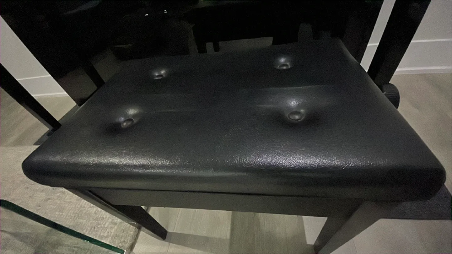 Kawai Upright Piano with Bench - Black image indicator(5)