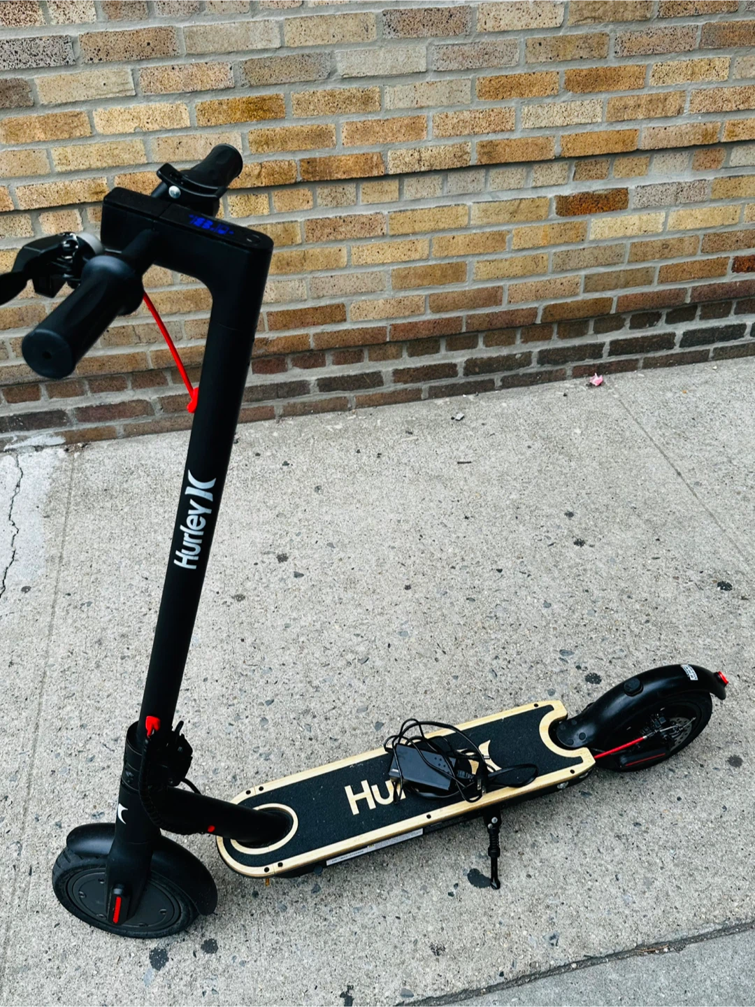 Hurley Electric Scooter - Black - photo 5