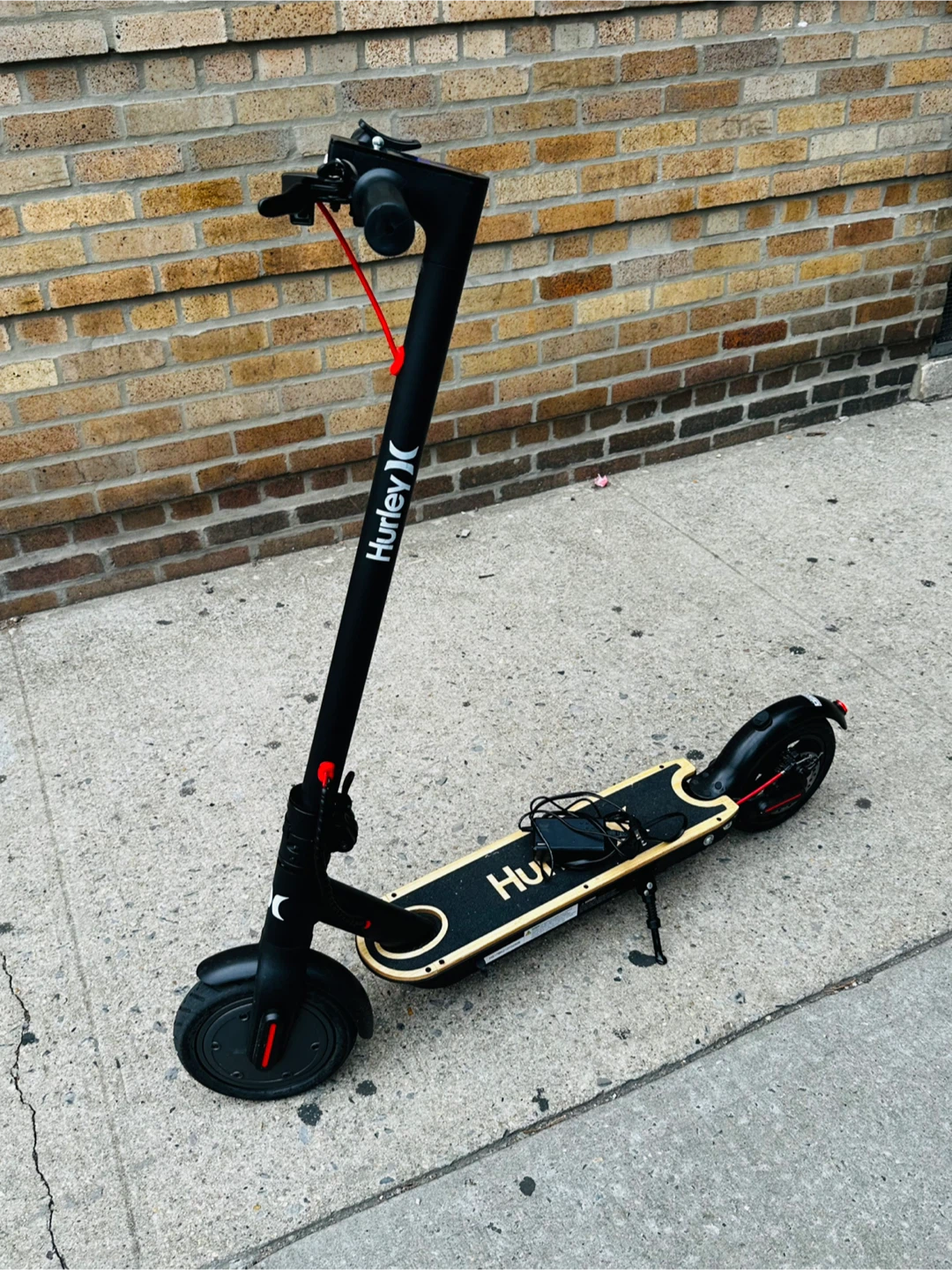 Hurley Electric Scooter - Black