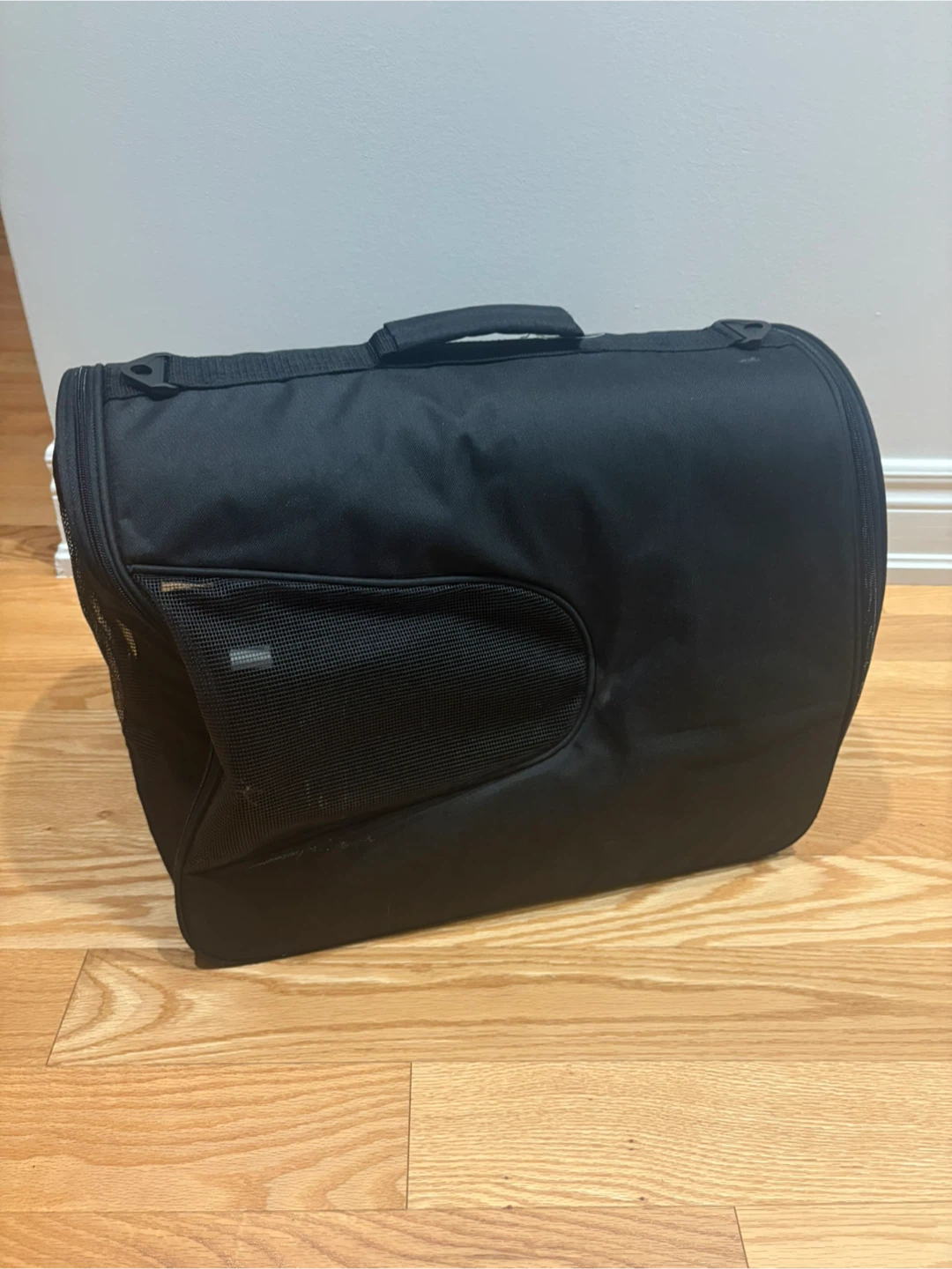 Black Pet Carrier - Like New!