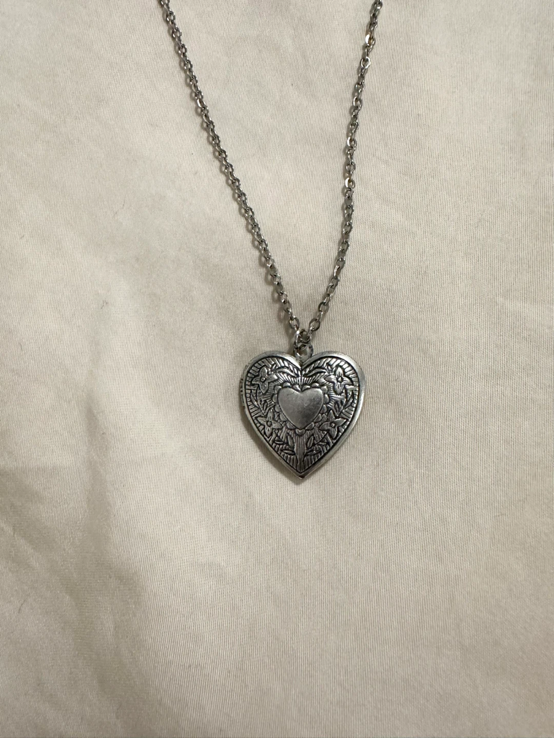 Silver Locket Necklace - photo 3